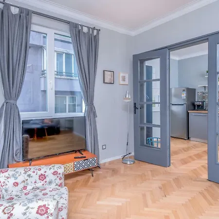 Dondukov Boulevard Two Bedroom Designer София