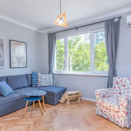 Dondukov Boulevard Two Bedroom Designer Sofya
