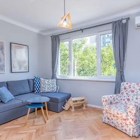 Dondukov Boulevard Two Bedroom Designer Sofia
